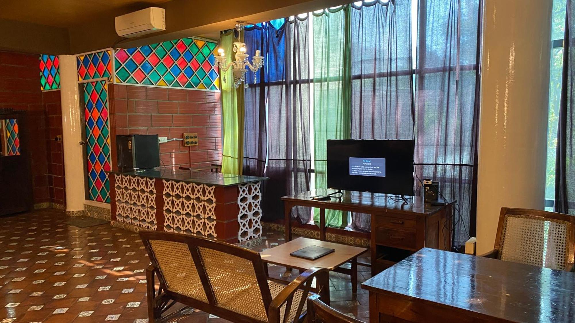 Golden Lotus Bangalore Boutique Suites Ngoại thất bức ảnh