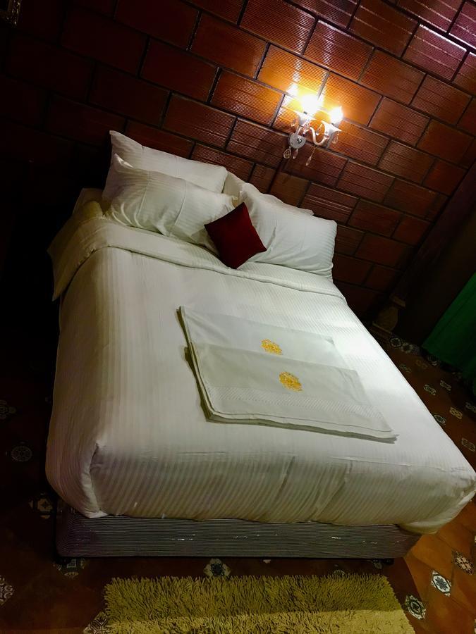Golden Lotus Bangalore Boutique Suites Ngoại thất bức ảnh