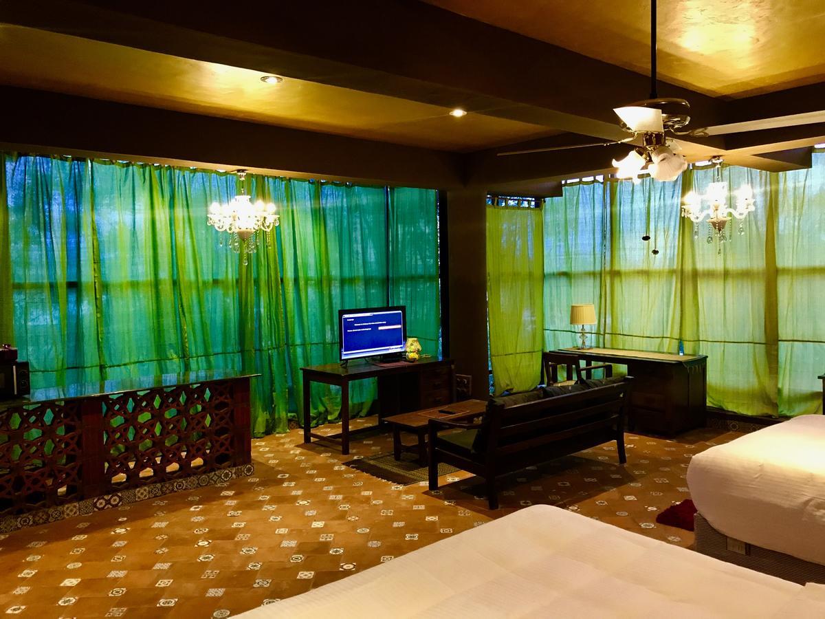 Golden Lotus Bangalore Boutique Suites Ngoại thất bức ảnh