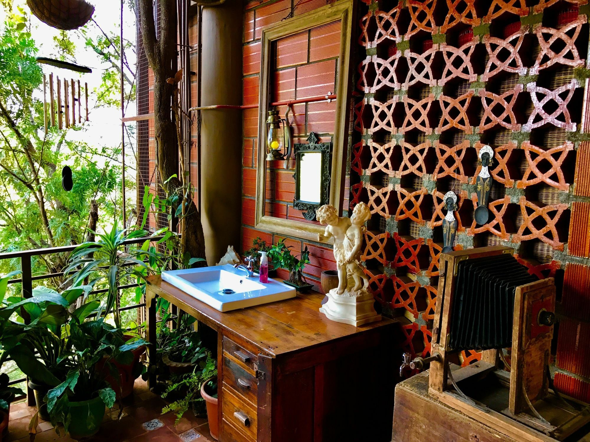 Golden Lotus Bangalore Boutique Suites Ngoại thất bức ảnh