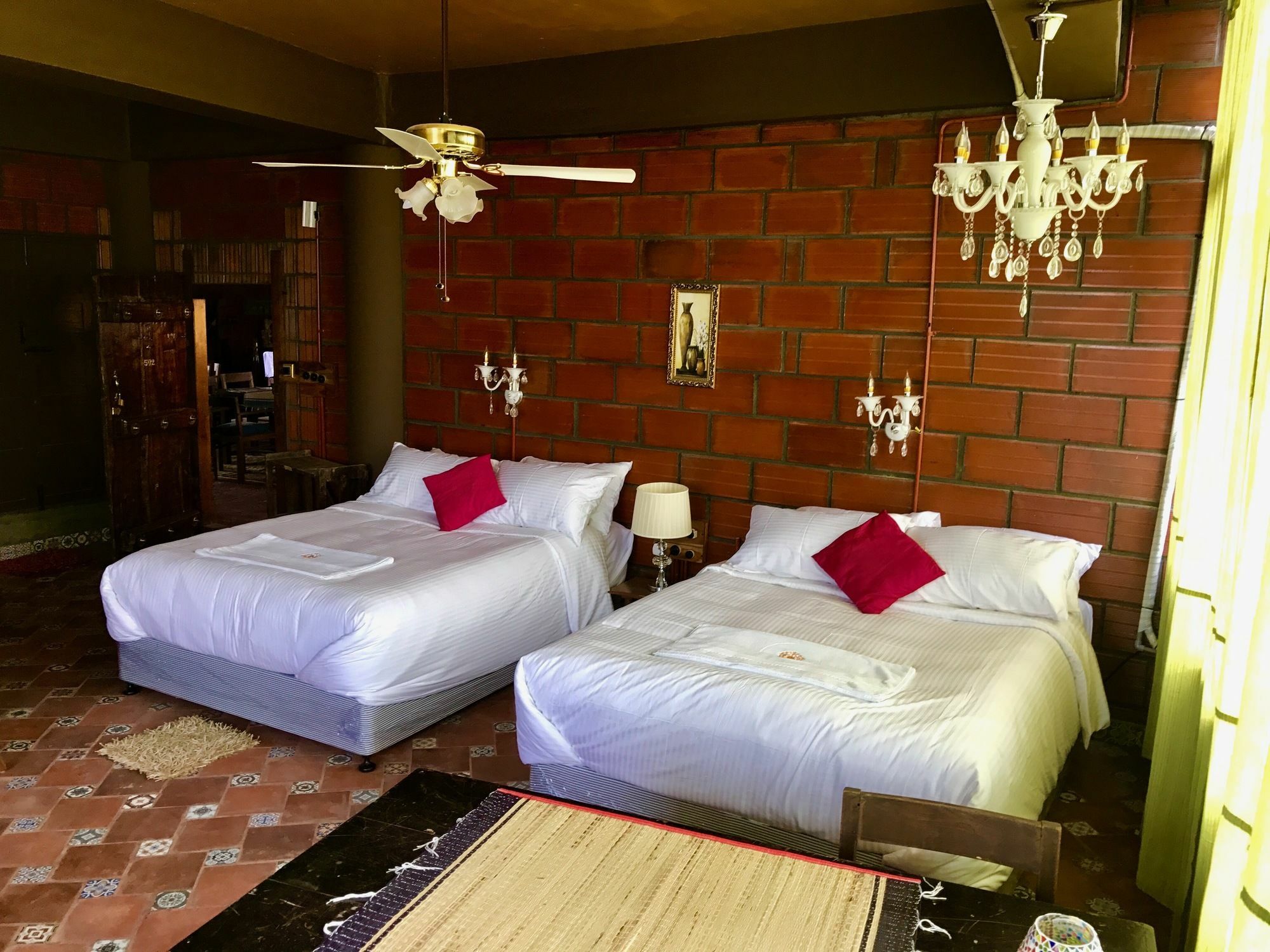 Golden Lotus Bangalore Boutique Suites Ngoại thất bức ảnh