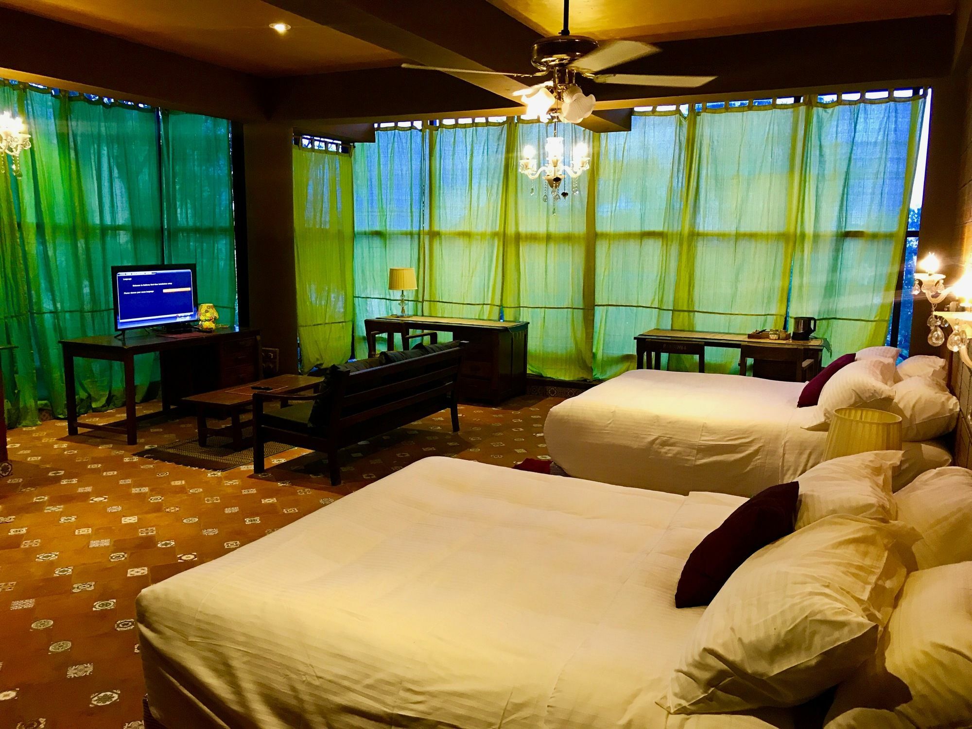 Golden Lotus Bangalore Boutique Suites Ngoại thất bức ảnh